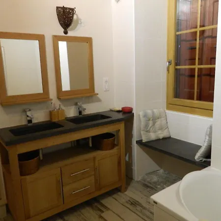 De L'ecole Bed and Breakfast