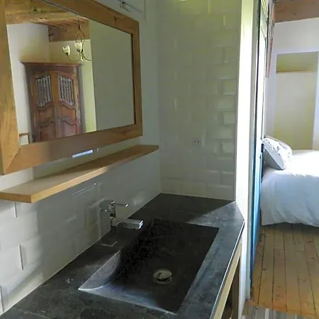 De L'ecole Bed & Breakfast Barby